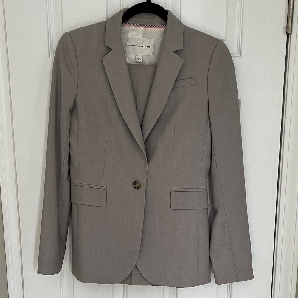Light gray Banana Republic wool suit